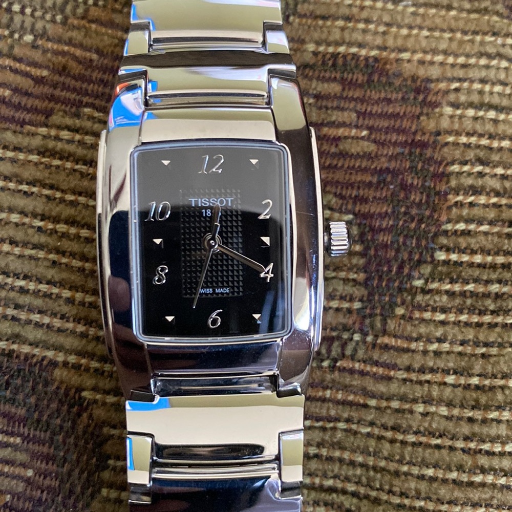 Beautiful Tissot T10 Rectangular Face Women’s T- Collection-(T0773101105701).